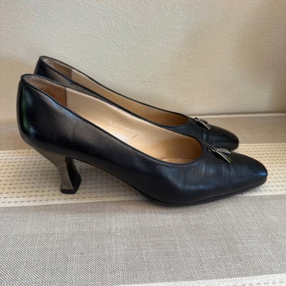 Vintage Salvatore Ferragamo Black Pumps with metallic Heel Size 7.5 - Picture 8 of 12